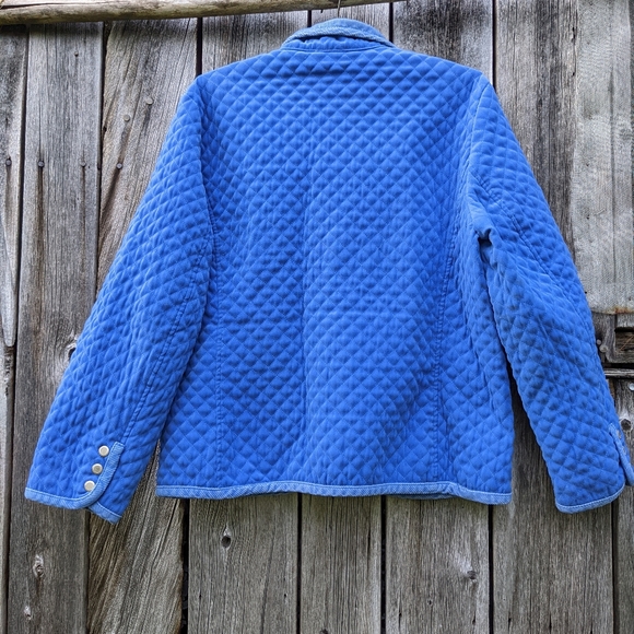 Women's Quilted Jacket. Blue, Size Large - Picture 3 of 8